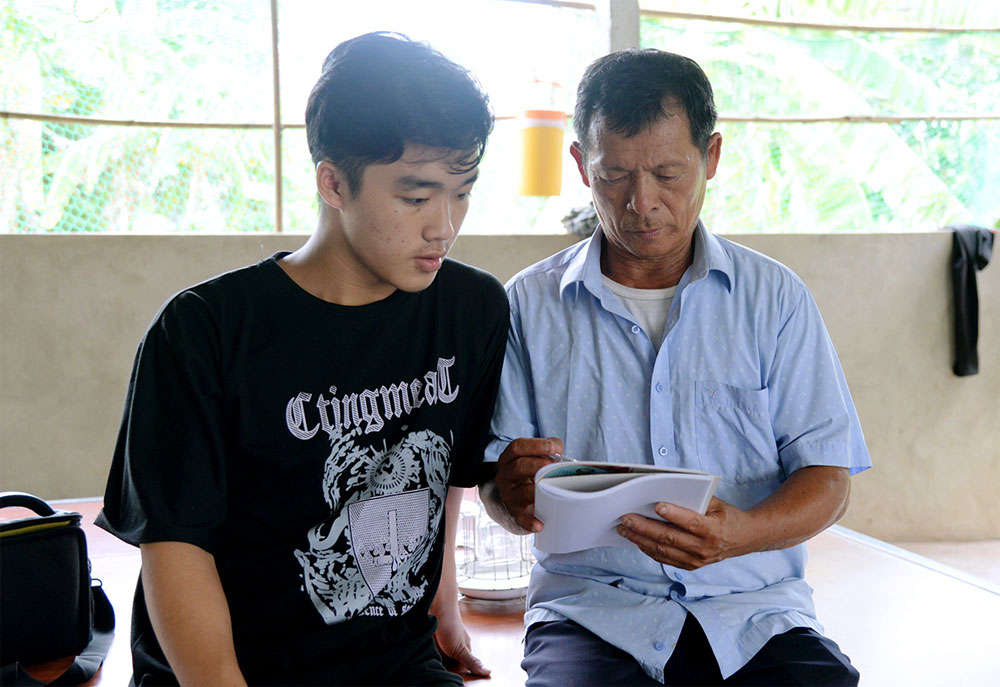 Cả thôn góp tiền, nam sinh nghèo vào đại học, Bùi Đình Thắng,