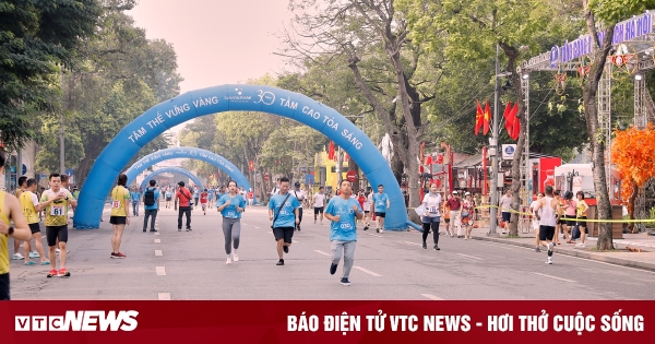 Spreading the passion for sports at the Final of the 48th Hanoi Moi Newspaper Open Race