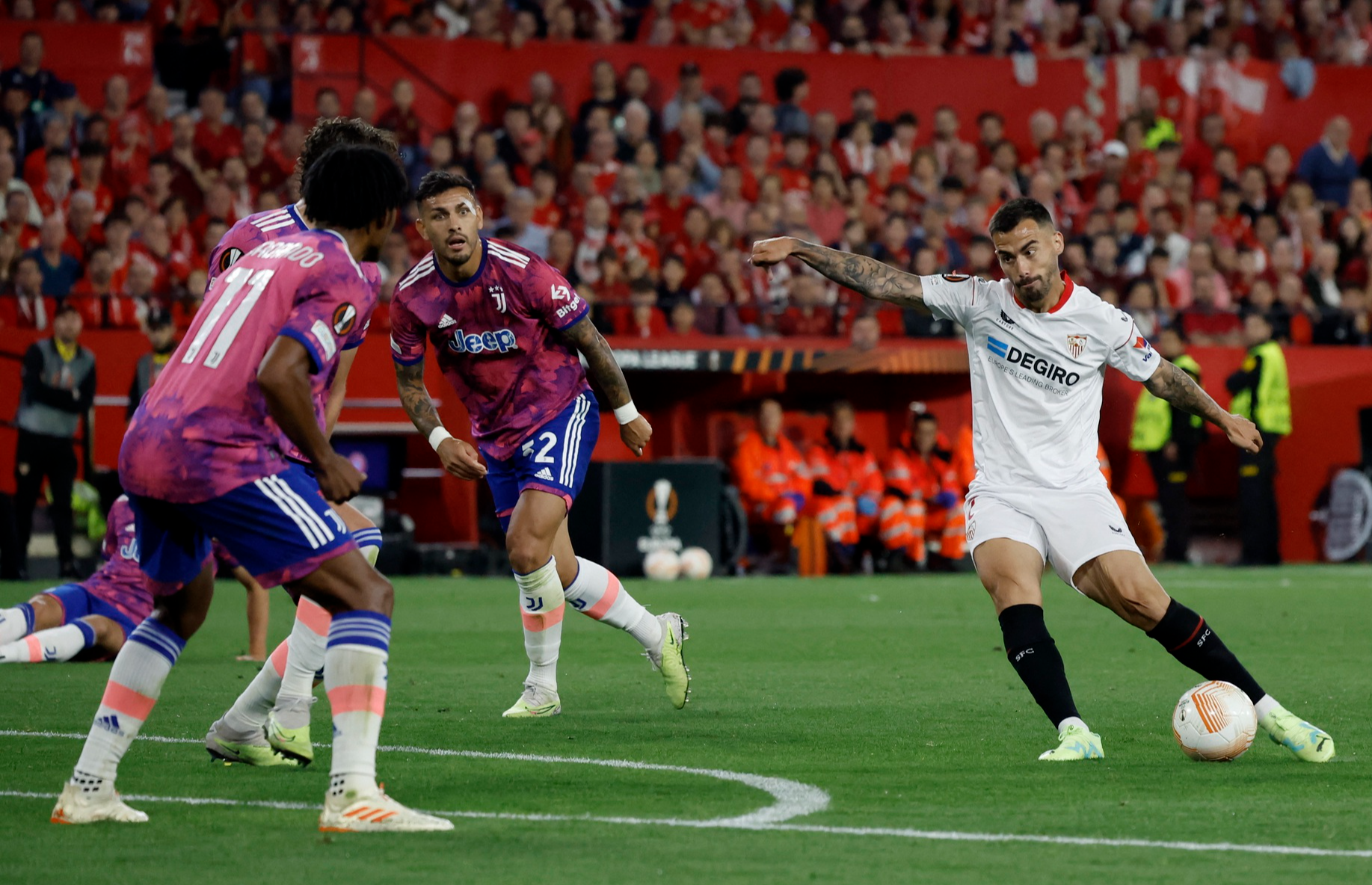 Juventus thua phút bù giờ, Serie A hết mơ bá chủ Europa League - Ảnh 2.