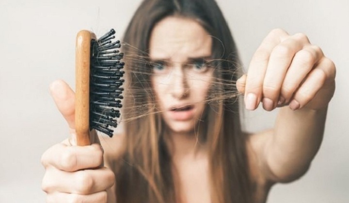 La caída del cabello es una pesadilla para muchas personas.