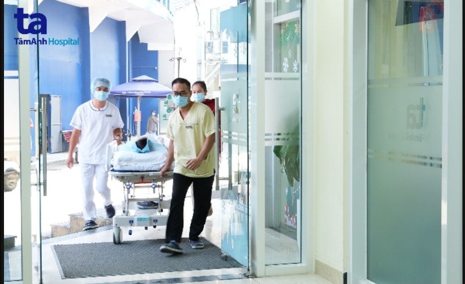 L'ordre de réduire de moitié le temps nécessaire pour sauver un patient victime d'un AVC à l'hôpital Tam Anh. Image 1