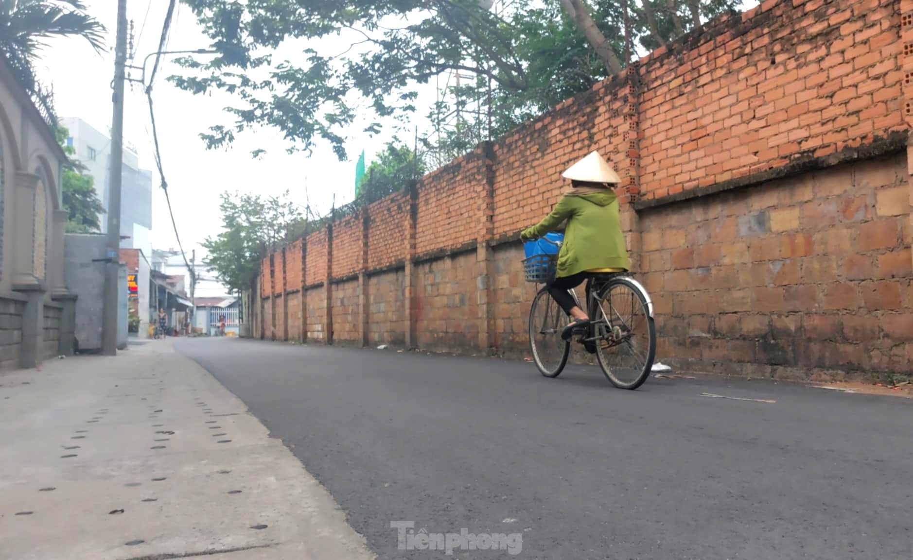 ชาวเมือง Thu Dau Mot ร่วมกันบริจาคเงินหลายพันล้านเพื่อปรับปรุงถนนลูกรังต้อนรับเทศกาลตรุษจีน ภาพที่ 4