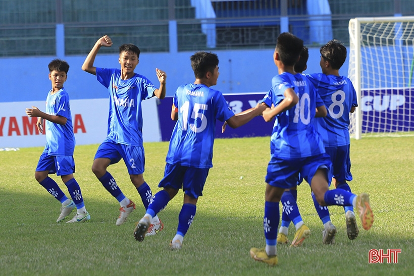 U13 Hong Linh Ha Tinh: ¡Cerrando un viaje, abriendo muchas esperanzas!