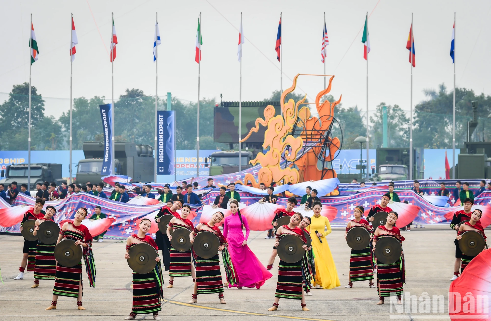 [Photo] Impressive Rehearsal Ceremony of Vietnam International Defense Exhibition 2024 photo 3