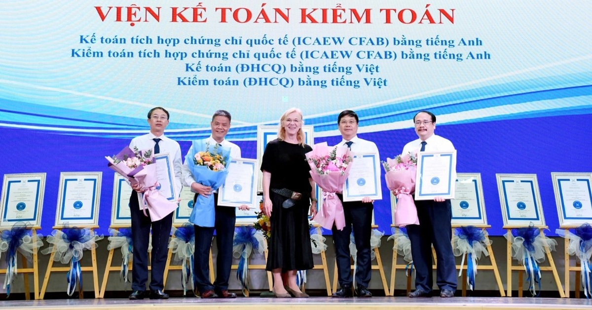 Chương trình kế toán, kiểm toán tích hợp ICAEW CFAB của NEU đạt chuẩn FIBAA