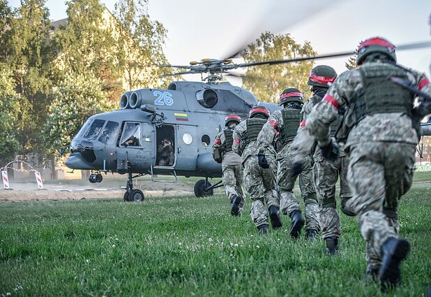 Lituania depende cada vez más de las armas estadounidenses