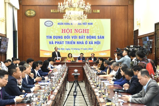 Quang cảnh hội nghị