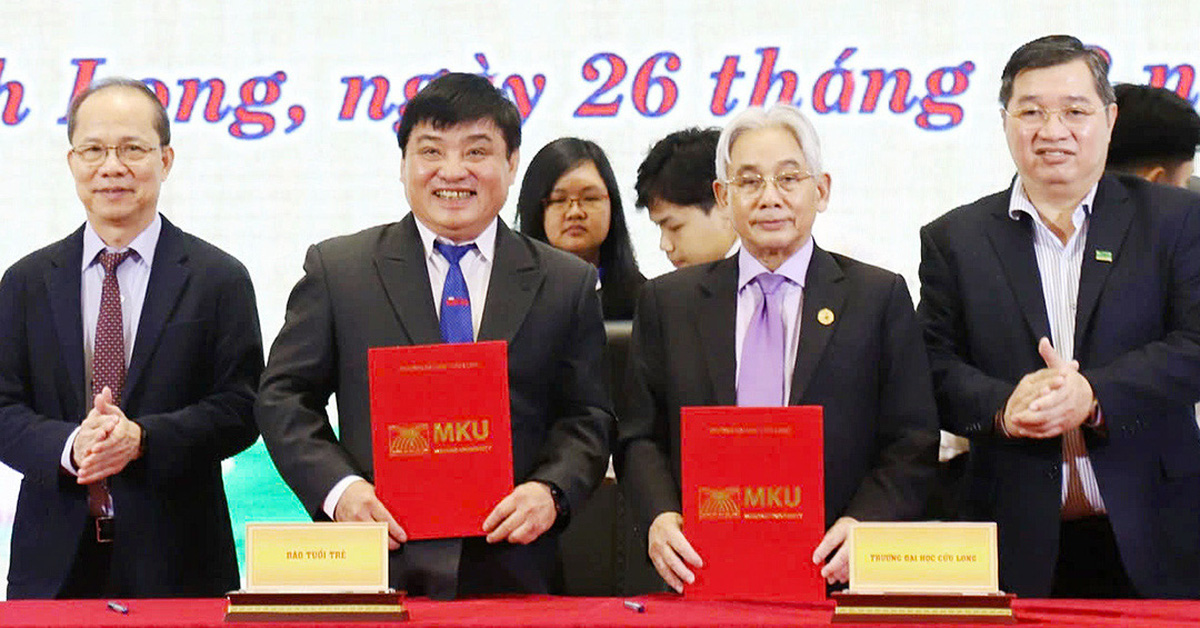 Tuoi Tre Newspaper signed a cooperation agreement with Cuu Long University