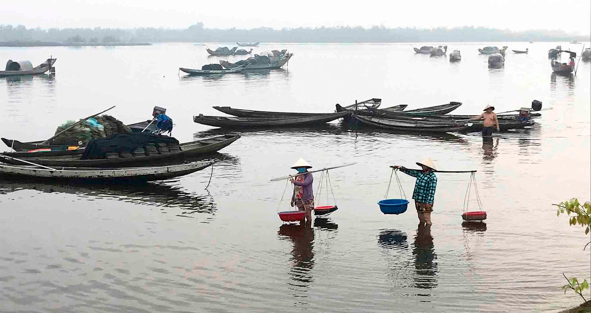 cuoc-song-song-nuoc-tuyet-minh.jpg