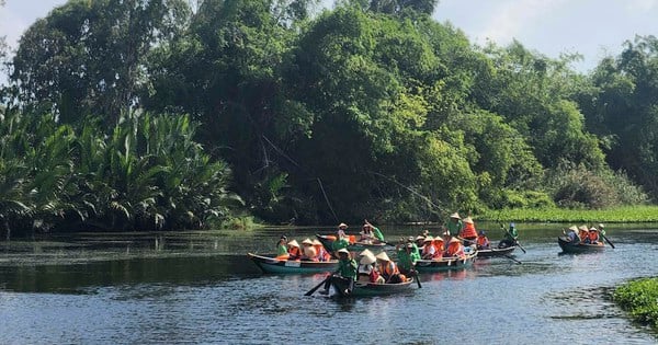 Familienausflug zu Ökotourismus-Orten im Zusammenhang mit der Erhaltung der Artenvielfalt in der Provinz Quang Nam