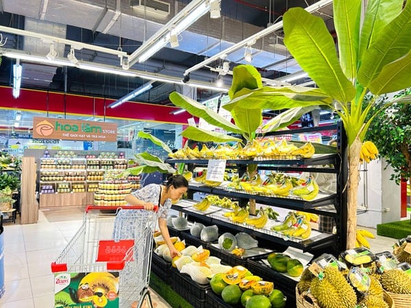 Continuing to promote many promotional programs, WinMart stimulates shopping demand photo 5