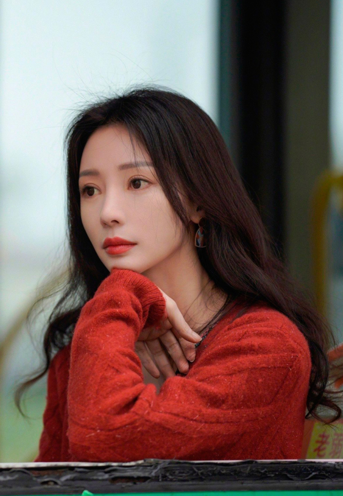 류얀은 40대입니다. 사진: 시나