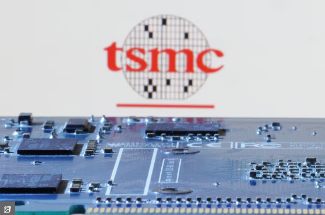 Cổ phiếu công ty bán dẫn lớn nhất thế giới TSMC rớt giá vì thông tin bị Mỹ điều tra- Ảnh 1.