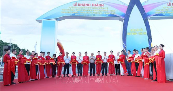 Le Premier ministre assiste à la cérémonie d'inauguration des autoroutes Vinh Hao-Phan Thiet et Nha Trang