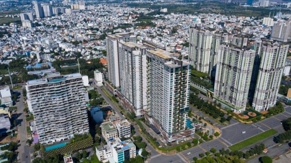 Wenn sich der Markt erholt, sind die Immobilienpreise in Hanoi und Ho-Chi-Minh-Stadt astronomisch hoch, und es gibt kaum bezahlbare Wohnungen.