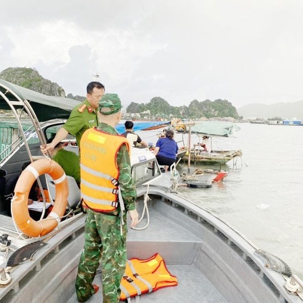 Tàu cá bị đắm khiến 1 ngư dân tử vong