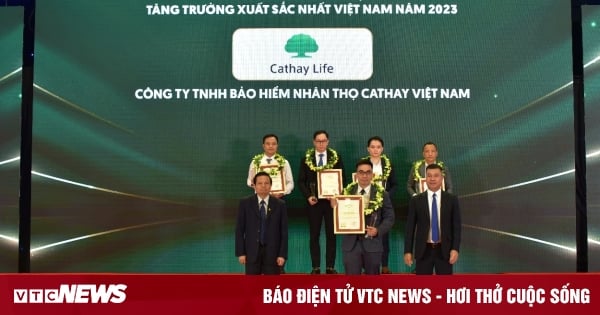 Cathay Life Việt Nam đạt Top 500 doanh nghiệp tăng trưởng nhanh nhất năm 2023