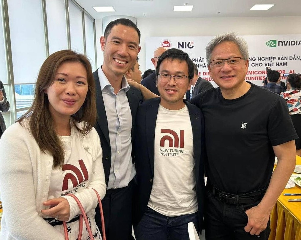Bộ não Việt trong dự án AI của Google và chiến dịch chạy đua với ChatGPT - 28