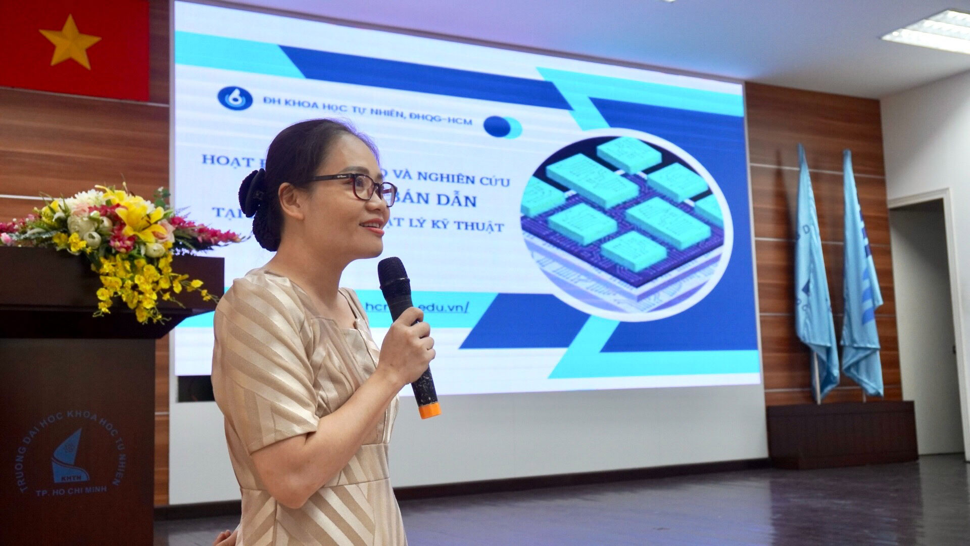 Tăng tốc đào tạo nhân lực vi mạch bán dẫn - Ảnh 1.