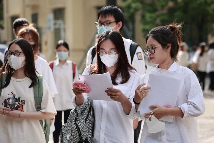 Ngành ngoại ngữ đang được nhiều thí sinh đăng ký xét tuyển. (Ảnh minh họa)