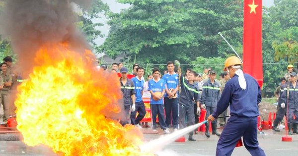 กระทรวงความมั่นคงสาธารณะ เสนอปรับผู้ไม่ร่วมดับเพลิงสูงสุด 5 ล้านดอง