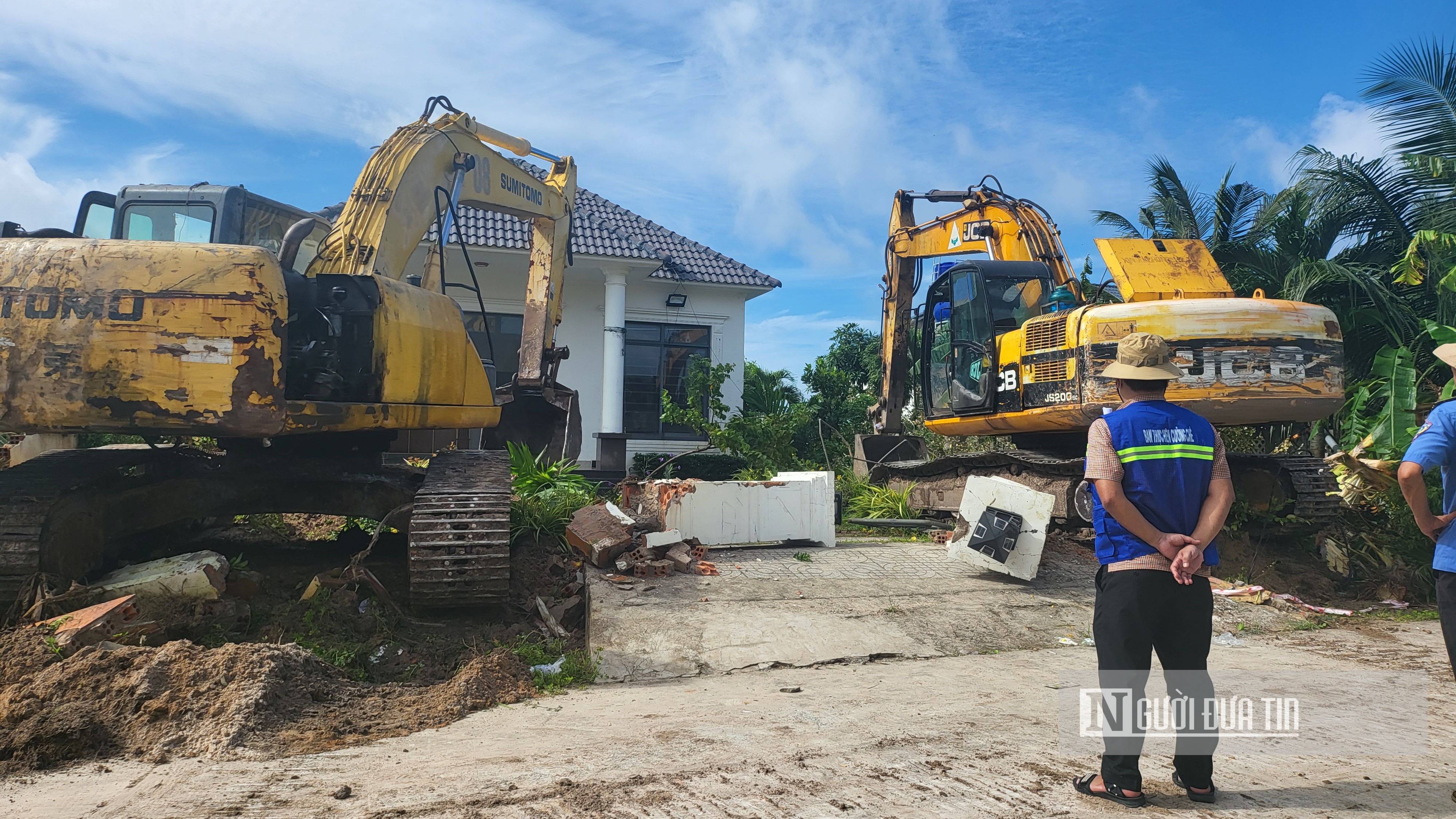 Real Estate - Kien Giang: Enforced demolition of 14 illegally built villas in Phu Quoc (Image 4).