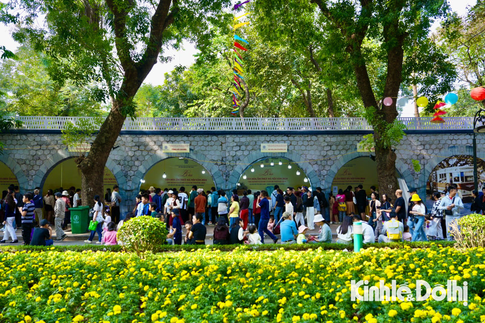 Höhepunkt des Festivals ist der Schutz, die Förderung und die Einführung des immateriellen Kulturerbes „Pho Hanoi“.