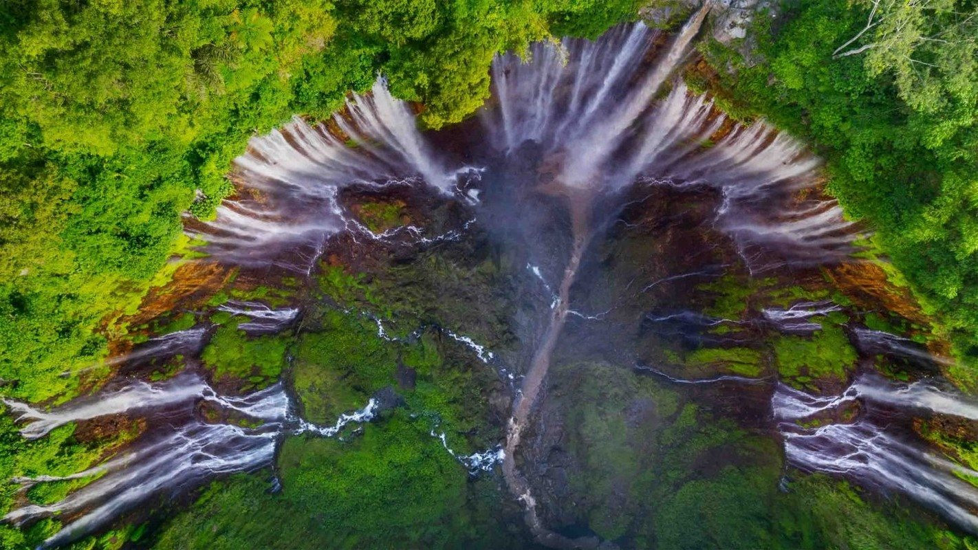 Atónito ante el milagro de la cascada más hermosa de Indonesia, foto 10.jpg