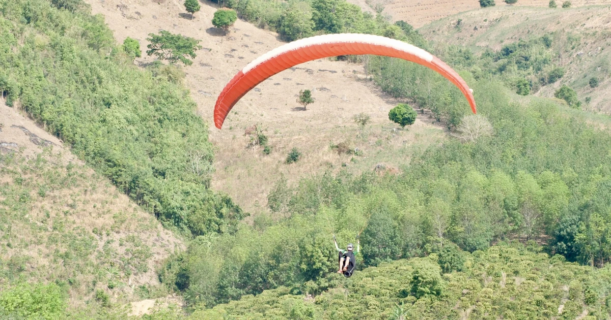 Un parapentista muere en un accidente de vuelo