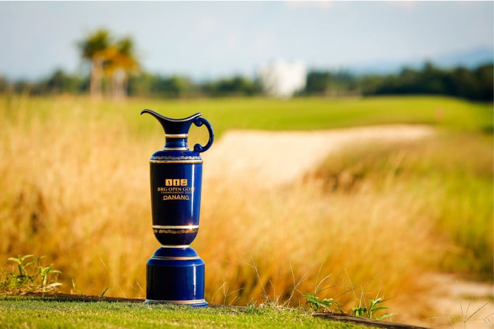 COUPE D'ORIGINE EN CÉRAMIQUE CHU DAU AU CHAMPIONNAT DE GOLF OUVERT BRG DANANG 2023