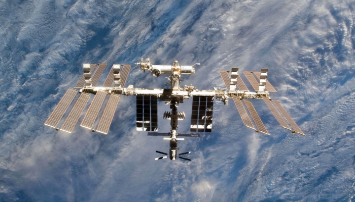 SpaceX wins contract to destroy the International Space Station