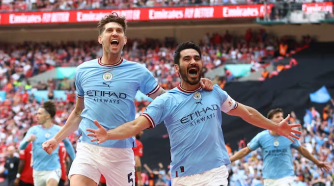 Gundogan celebra después de marcar para el Man City en la victoria de la final de la Copa FA sobre el Man Utd en Wembley. Foto: Reuters