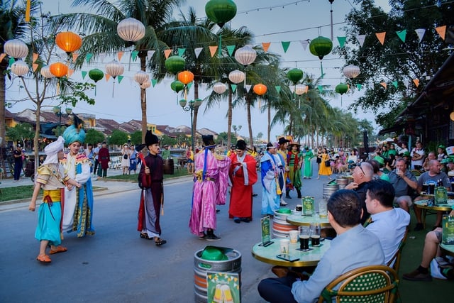 Trải nghiệm ngày lễ Thánh Patrick ngay tại phố cổ Hội An xinh đẹp: Tại sao không? - Ảnh 5.