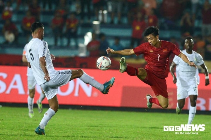 Cong Phuong beendete fast zweijährige Stille in der vietnamesischen Nationalmannschaft. (Foto: Dac Huy)