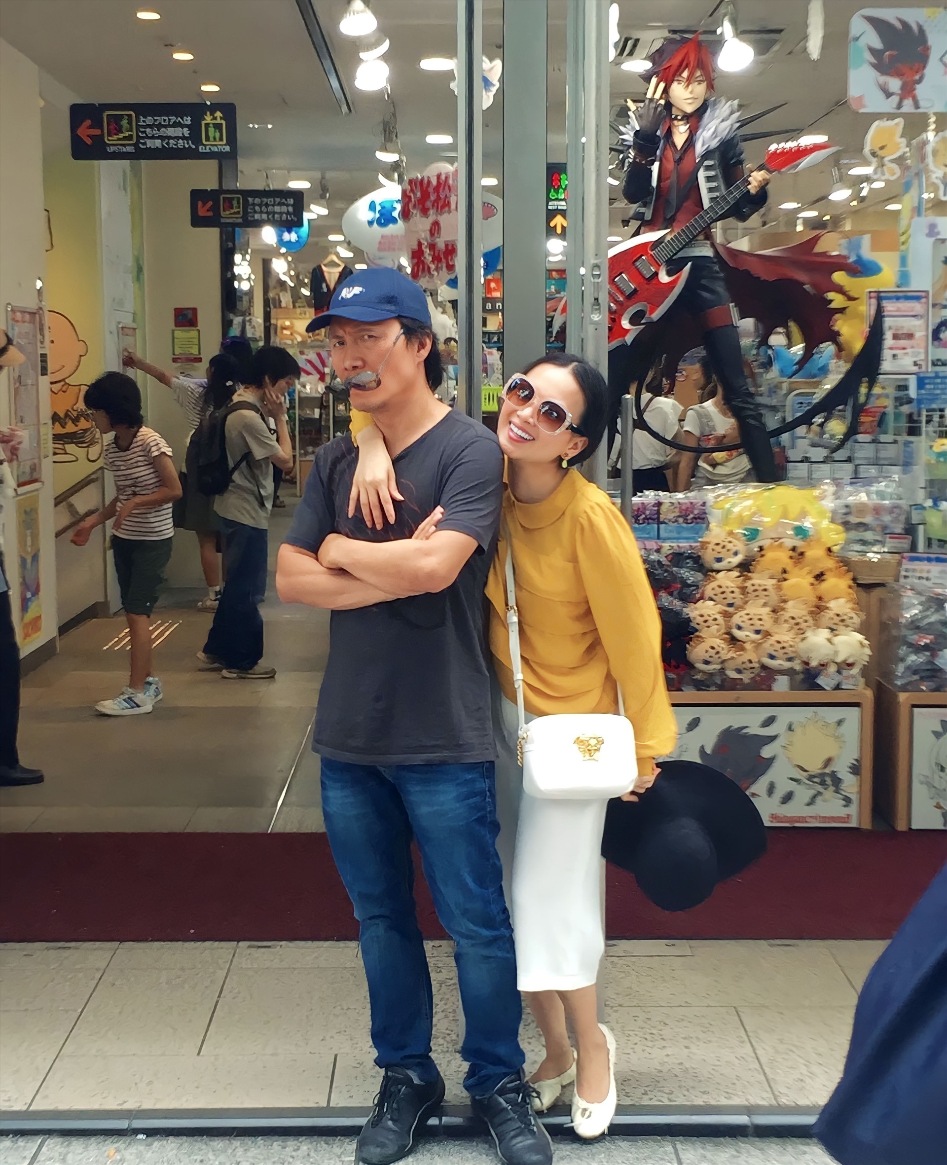 Những cặp đôi showbiz vướng nghi án toang - Ảnh 3.