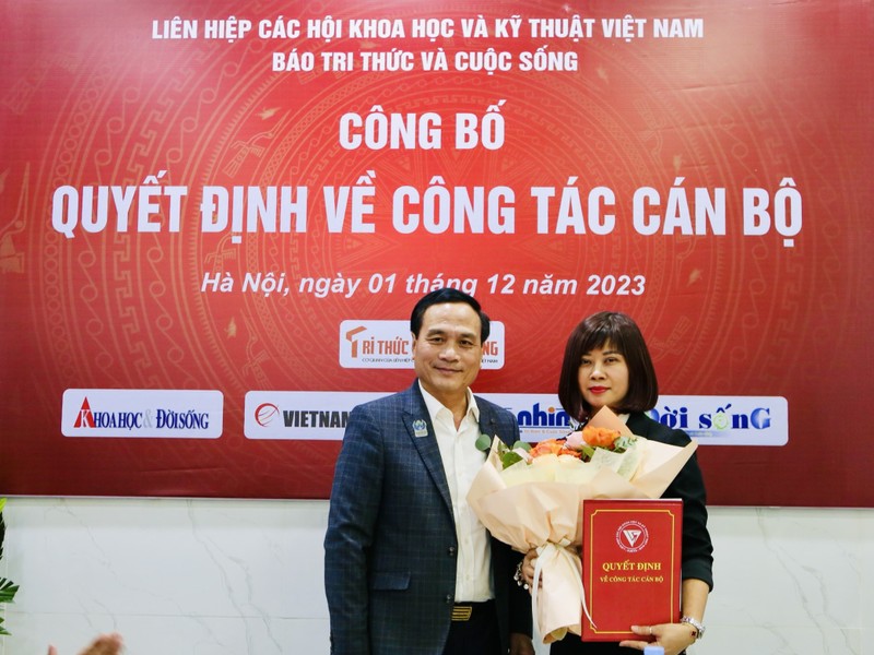 ba nguyen thi mai huong duoc bo nhiem giu chuc tong bien tap bao tri thuc va cuoc song hinh 1