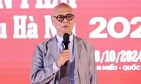 El Prof. Dr. Hoang Dao Kinh recibió el Gran Premio Bui Xuan Phai - Por el amor a Hanoi