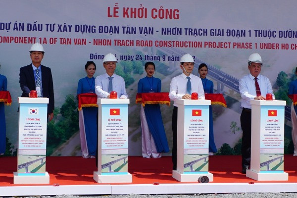 Se inició la construcción de la circunvalación 3 de la ciudad de Ho Chi Minh, tramo Tan Van - Nhon Trach.