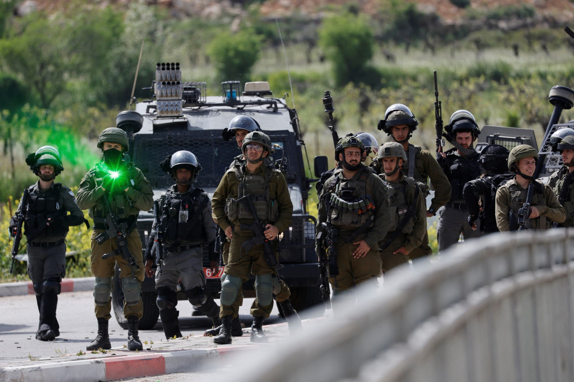 Israeli army annihilated 2 Palestinian gunmen in the armpit picture 1