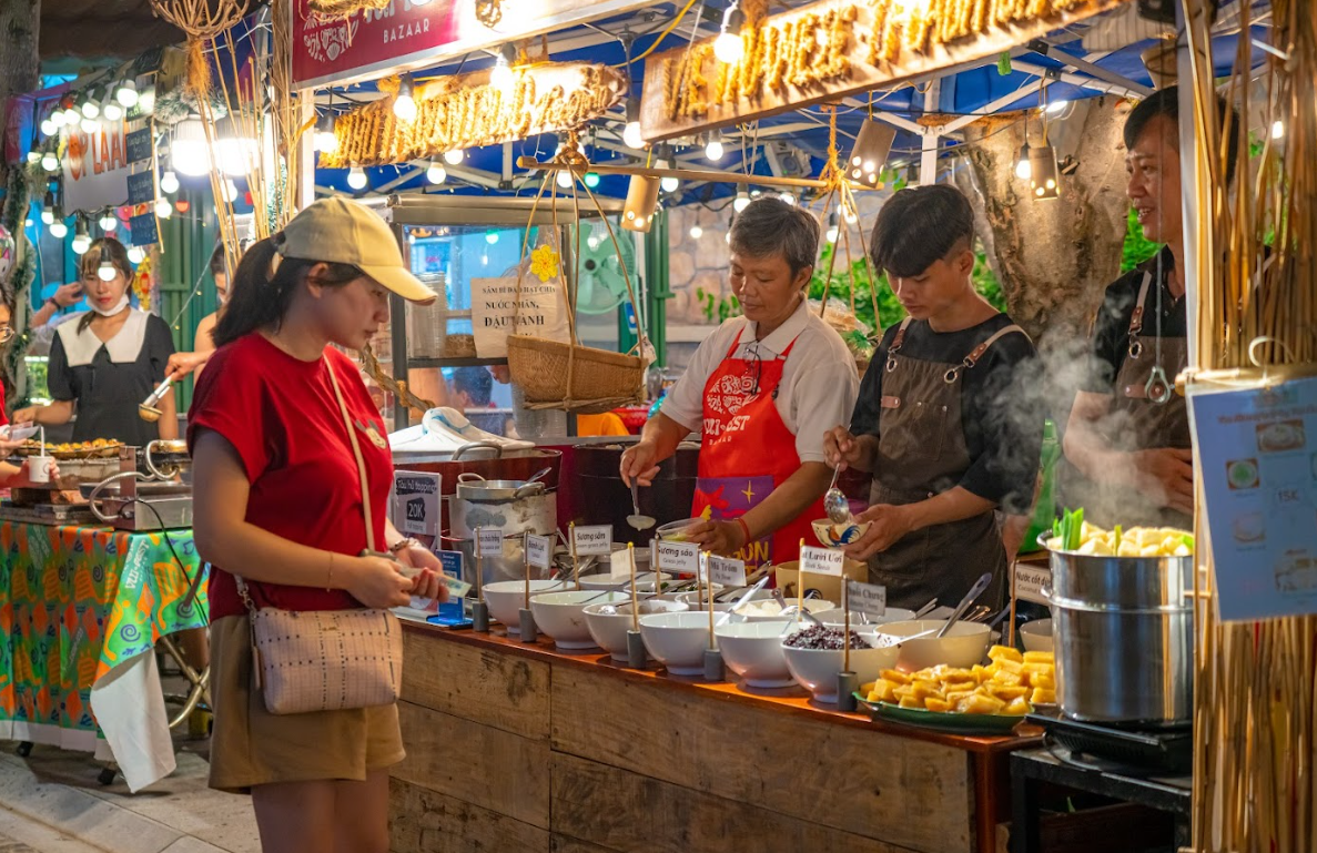 Đưa chợ đêm Vui Phết tới Đà Nẵng, Hạ Long
- Ảnh 2.