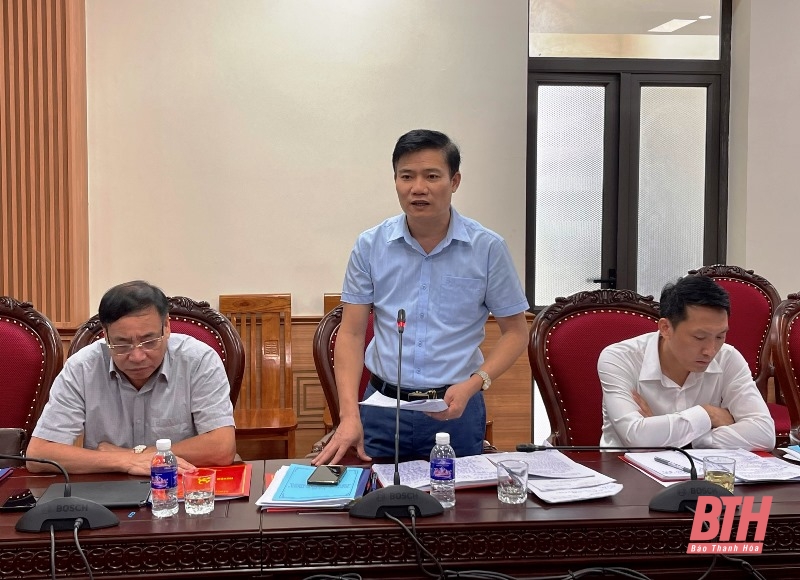 Approving the draft Report on the inspection of the leadership and direction of the implementation of Resolution No. 25-NQ/TW of the Party Central Committee (11th tenure) for the Standing Committee of Trieu Son District Party Committee