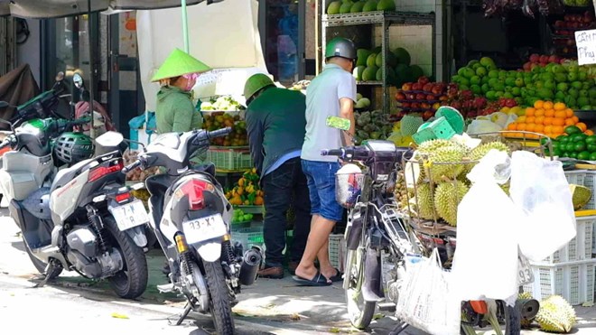 Durian-Preise fallen stark, Käufer sind immer noch wählerisch