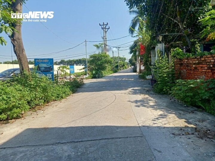 Les prix des terrains dans la commune de Vinh Ngoc, à proximité du projet de ville intelligente, sont actuellement assez élevés. (Photo : Ngoc Vy).