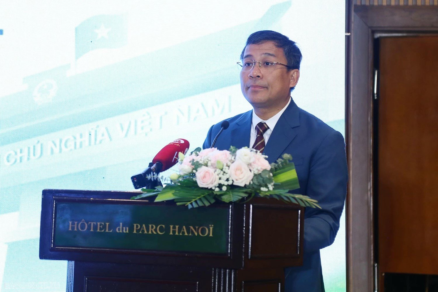 Permanent Deputy Minister of Foreign Affairs Nguyen Minh Vu delivered the opening speech at the International Conference on Cooperation for Peaceful and Developed Borders, Seas and Islands. (Photo: Anh Son)