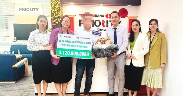 Manulife Vietnam pays insurance benefits of more than 3 billion VND to a customer's family in Binh Phuoc