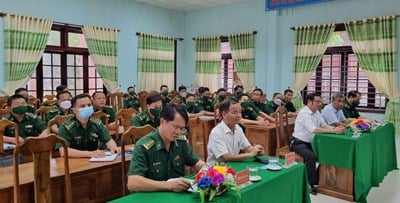 Xây dựng thế trận biên phòng toàn dân vững chắc