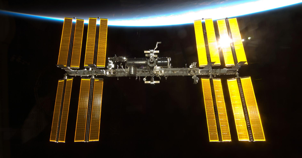 How does NASA respond to concerns about the International Space Station ISS cracking and leaking?