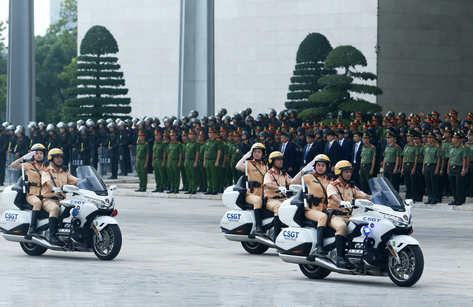 An der Fahrzeugparade teilnehmende Einheiten und an der Übung teilnehmende Kräfte.