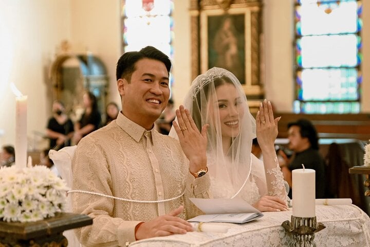 Phillip Nguyen partage des photos de son mariage.