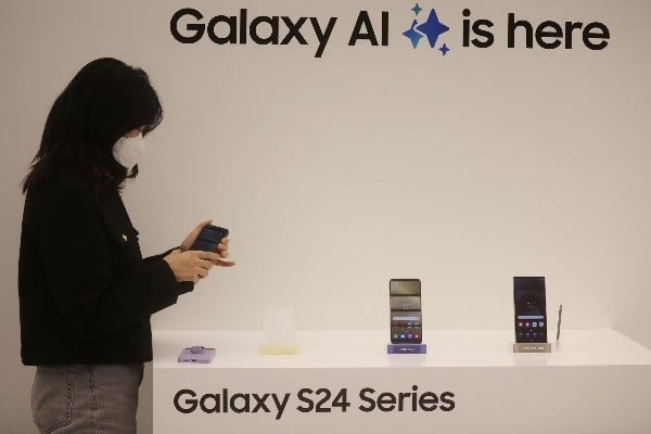 Samsung launches Galaxy S24 series of 'AI phones', lowest price from 800 USD